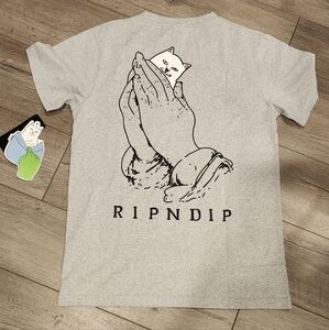 BNWT Ripndip Cat Tshirt Size S